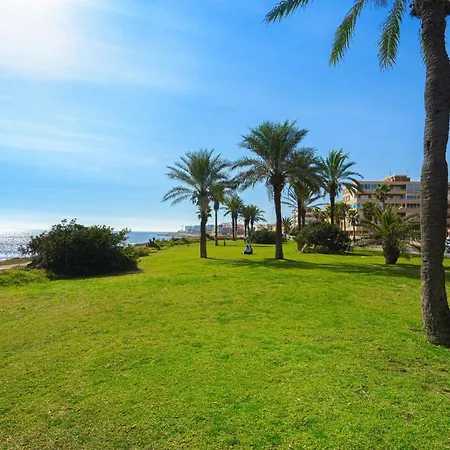 Anna Dehesa de Campoamor (Orihuela Costa)
